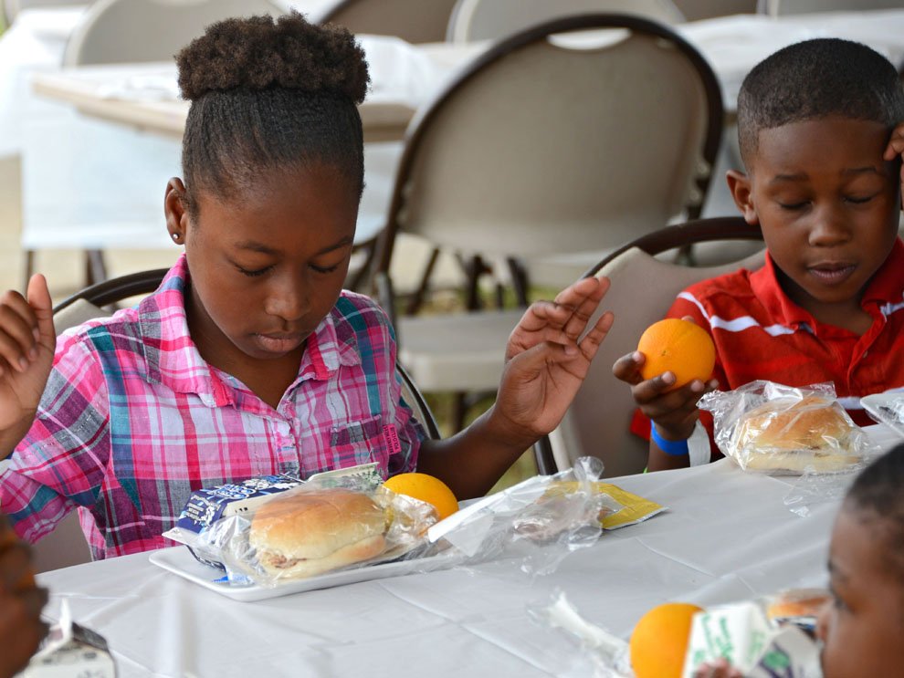 jaxdotcom's tweet photo. Jacksonville Children’s Commission focusing on role in crime prevention https://t.co/CSJNWo6sgn #sixbefore7 https://t.co/XC9PSy3wtm