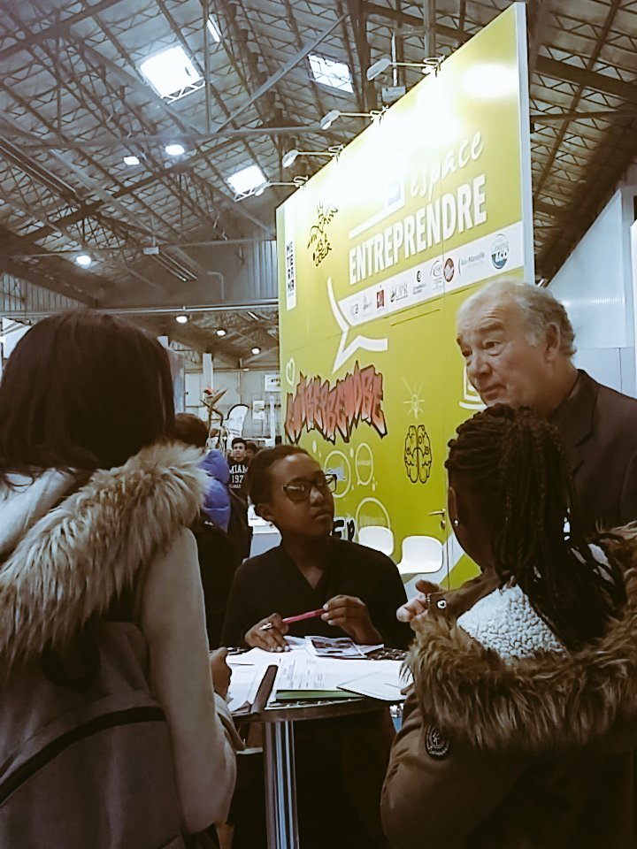 UPE13_'s tweet photo. Les chefs d'entreprises rencontrent les jeunes @Metierama13 #entreprendre https://t.co/VVXGT32EsX