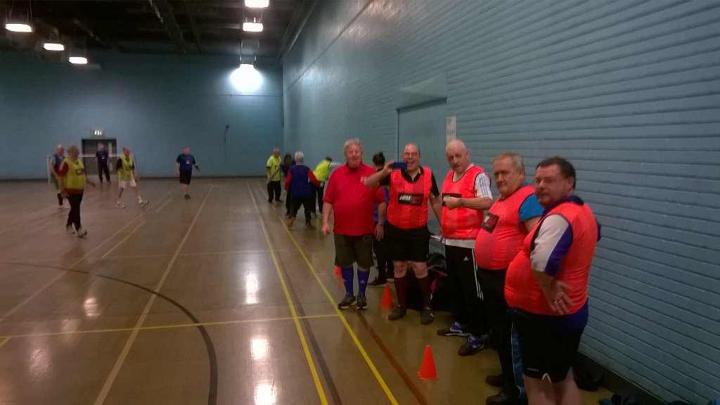 3xteams 18x #walking #footballers <a href="/sport4_all/">sport4_all</a> <a href="/LifelineInMCR/">LifelineInManchester</a> #sport #well being <a href="/FA/">The FA</a>