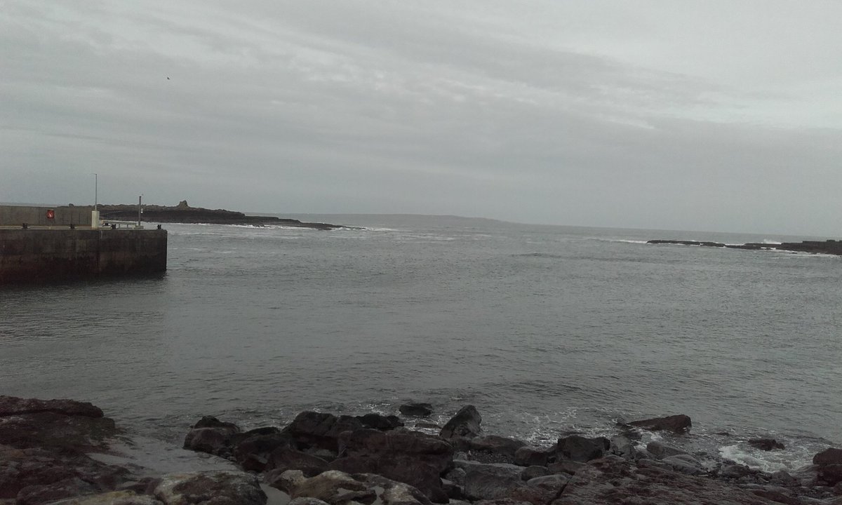 A rare, calm, practically balmy 11° on #Doolin pier today <a href="/DublinBayCruise/">Dublin Bay Cruises</a>  #timetogettheboatsout??