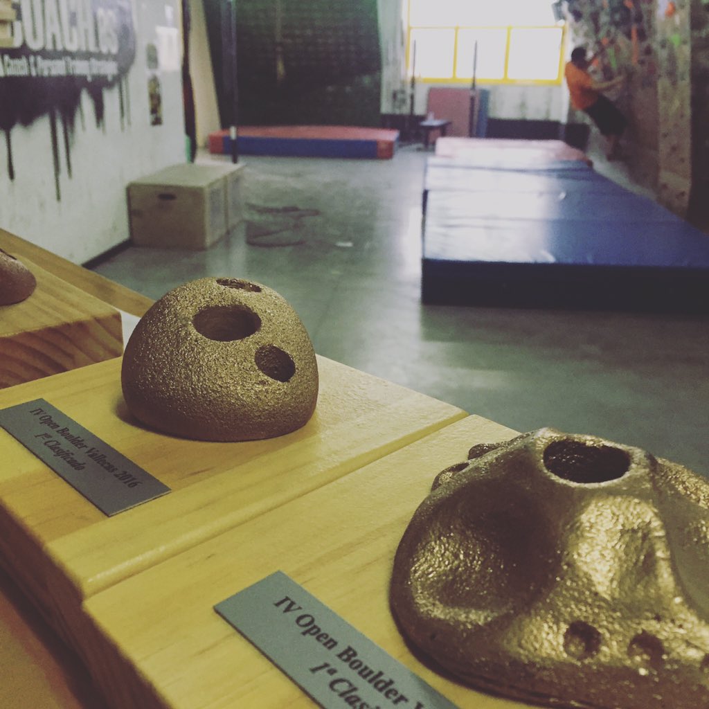 boulderVK's tweet photo. Are you ready #openbouldervallecas? Nos vemos el 30/01/16 a las 16h en #bouldervallecas #mxcoach #crossfitvallecas https://t.co/LSI4hrnQqP