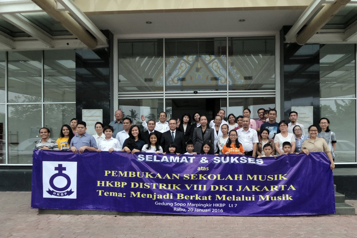 HKBPMusicSchool's tweet photo. Pembukaan kelas Teori Musik perdana @ Gd Sopo Marpingkir Jakarta, Rabu 20 Jan 2016. https://t.co/eUIByn0N8X