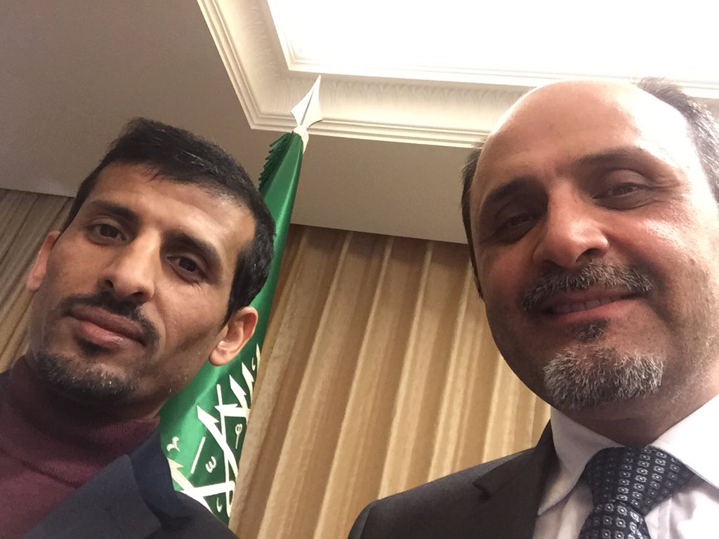 Nawaffadol's tweet photo. لقاء أخوي ممتع مع سعادة الملحق الثقافي في المملكة المتحدة الدكتور فيصل المهنا . https://t.co/wBFUhw4LmQ