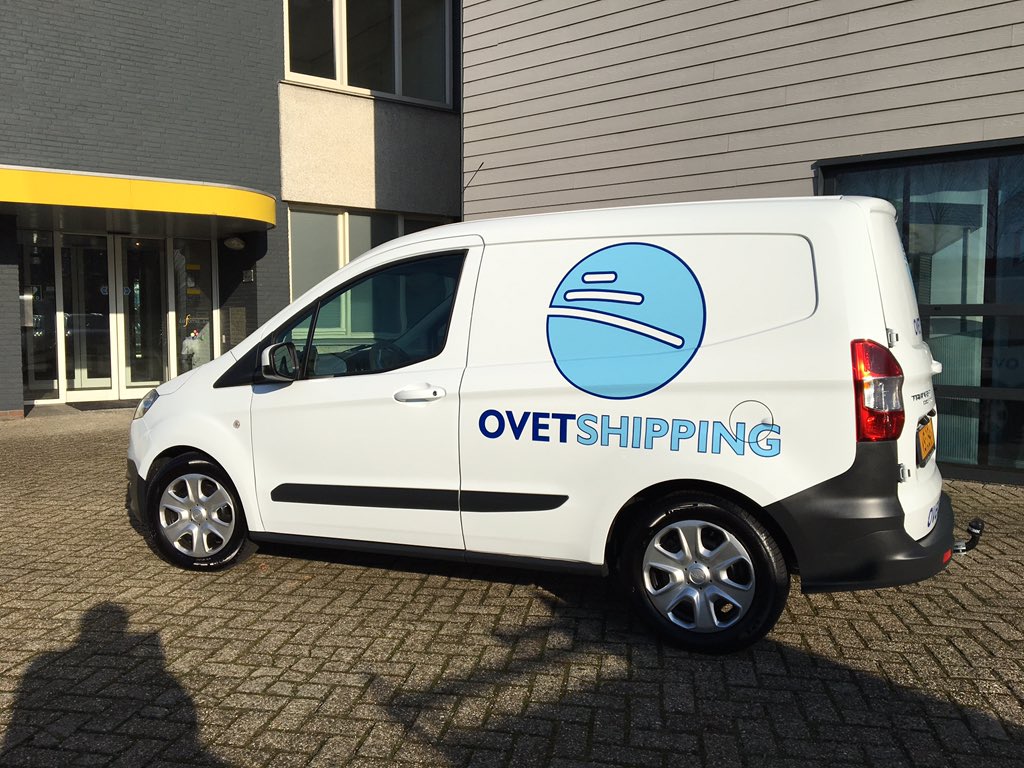 OvetShipping's tweet photo. The new #company #car from @OvetShipping @fordnl @terbergleasing with thanks to local dealer #vanPutten https://t.co/IJlYTr4Pke