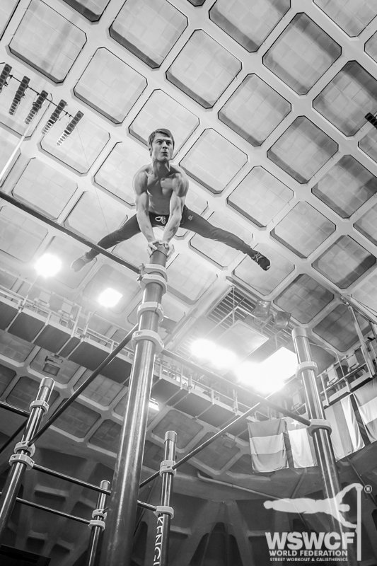 WSWCFofficial's tweet photo. Short grip straddle planche @WSWCF Street Workout World Cup Super Final 2015.
#wswcf
#kengurupro
#Reebok
#swwc2015 https://t.co/JpGd45WNOK