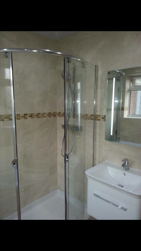 NWTilers's tweet photo. North west tiling have completed another quality bathroom refurb in worsley Manchester. 07917700889 https://t.co/mUnh4O5W7m