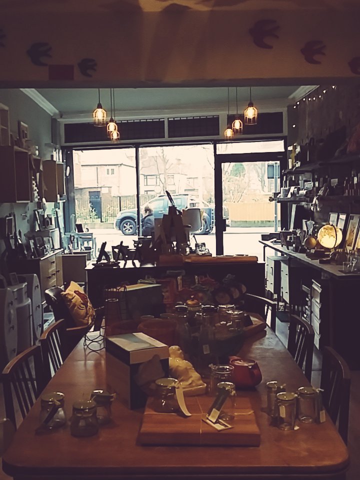 Libertyjonez's tweet photo. Loads of gorgeous gifts for Valentine's Day #ValentinesDay #gifts #birthdays #ideas #home #treatyourself #furniture https://t.co/TvO4hRu0lE