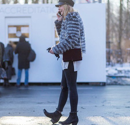 SendraBoots's tweet photo. Spotted: it-girl at Berlin fashion week wearing @sendra_boots
#sendra #sendraboots #highqu… https://t.co/PiSSswhjJe https://t.co/F3VJgn2X8a