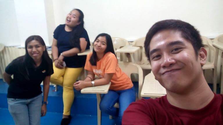 levimarie31's tweet photo. Look who's invading my workplace yesterday?
#saf2015
@orange_joyce @iamdanicalove https://t.co/487MOikBFj