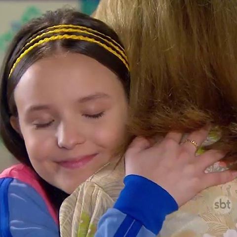 TVZYN's tweet photo. Bommmm dia! 💛 💛 💛 #cumplicesdeumresgate https://t.co/PapRC9x0Gl