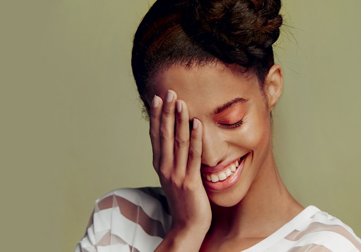 ELLESouthAfrica's tweet photo. Say goodbye to bad hair days @olaplex https://t.co/HbMNVFynUa https://t.co/TuAR8UW0aa