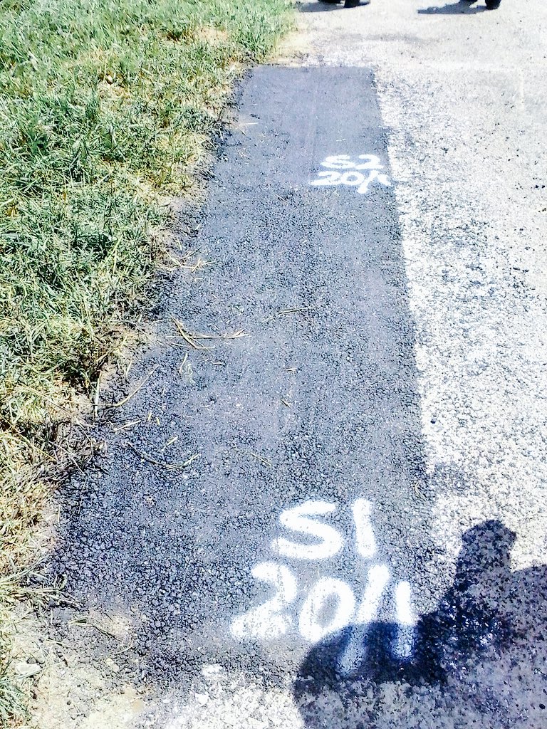 SSSSB_N9's tweet photo. Kerja pembaikan permukaan jalan di Felda Titi (FT1292). https://t.co/Dwt1ucwmZ8