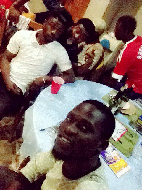 omobashizzle44's tweet photo. @PlanetRadioTV pls play me ogede by Orezi , plssss, love u guys #peace https://t.co/lyf7i54tQF