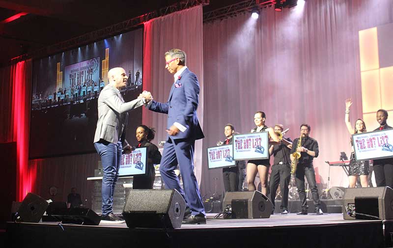 lisa_hurley's tweet photo. @MichaelCerbelli shares what's hot at @special_events https://t.co/E5ycaHeybK @TSECONF_EVENTS #TSE2016 https://t.co/3GxxsZO947