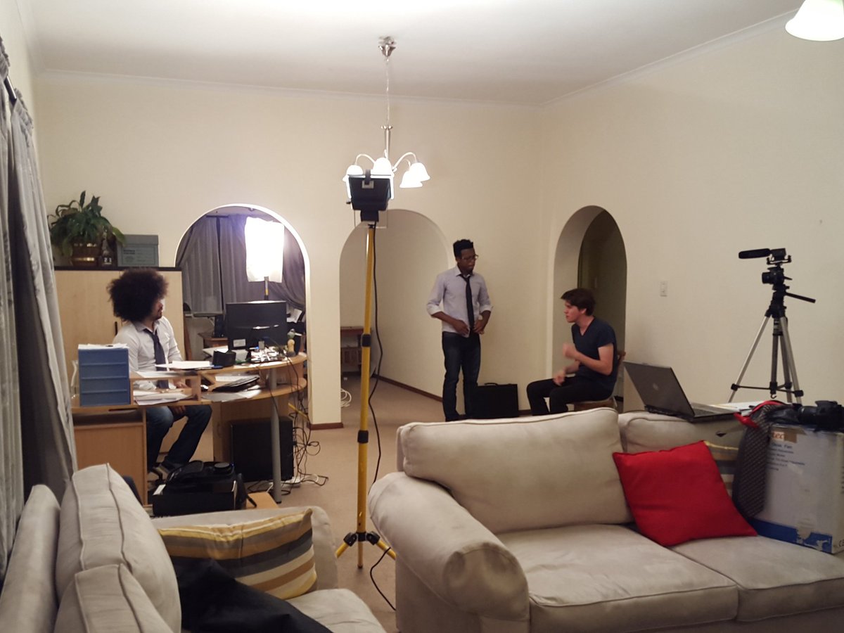 MyLunchBrk's tweet image. First evening on set!
