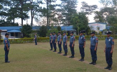 RMFB15cares's tweet photo. #FlagRetreat with the #AlertTeam of #RPSBHQ at the #ParadeGround #CampBadoDangwa #LaTrinidadBenguet @RDPROCordillera https://t.co/F87R26yVz6