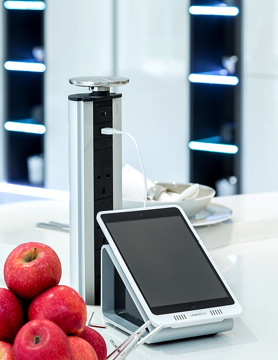 PediniLondon's tweet image. Set into the worktop convenient #popupsocket by #EVOline with USB Charger - no more trailing leads