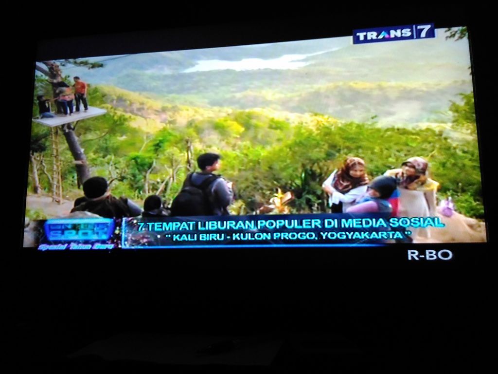 Tempat Liburan Populer di Media Sosial, Kali Biru, Kulon Progo, Yogya di <a href="/Trans7OnTheSpot/">On The Spot TRANS7</a> Cc <a href="/news_trans7/">News Trans7 Official</a> <a href="/Pro_KP/">Promosi Kulon Progo</a>