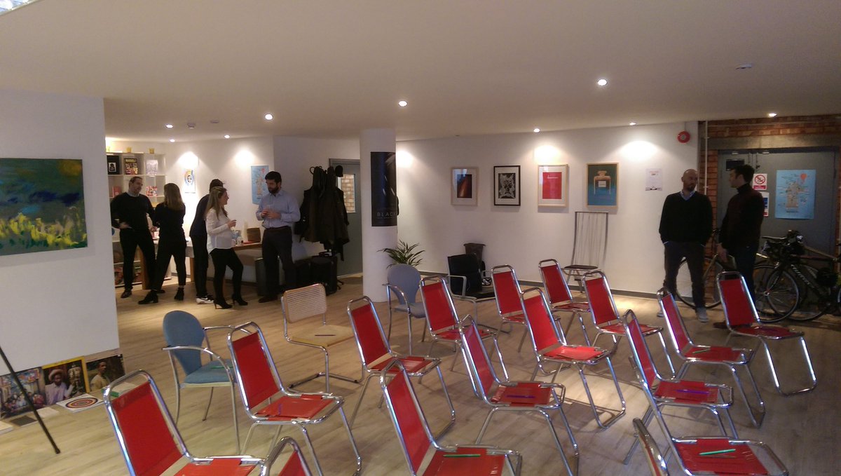 reluctantbrave's tweet photo. Assembling for #food #trends session with @ChrisGribling and @PieterBon of @Fontys plus some exciting guests https://t.co/6ReZBOjvy7