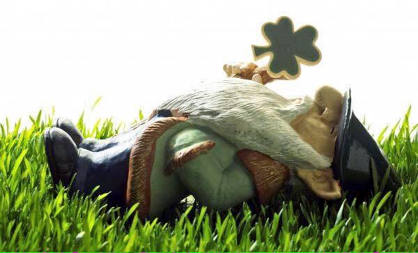 Wakey, wakey, you snooze you lose. Don't miss out! Register for #yycstpats today: raceonline.ca/events/details…