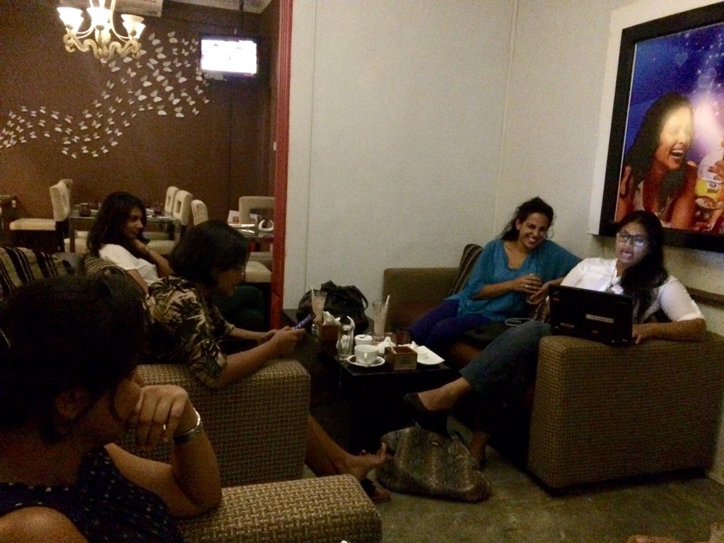 ShayaniW's tweet photo. #GlobalShapers: RT ColomboShapers: Our 1st meeting of 2016! #ShapeSouthAsia plans underway! GlobalShapers buckle y… https://t.co/Y8c1Ld3XYy