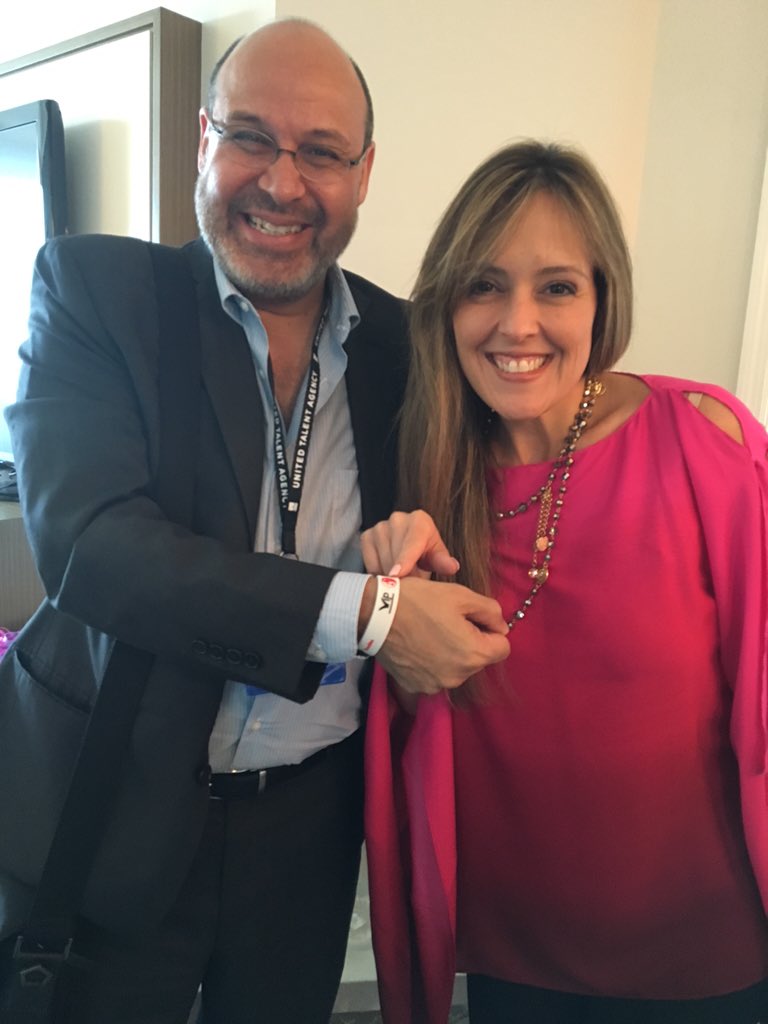 Vip2000TV's tweet photo. #RicardoLeon de #Multivision empezó el día participando por #TuDroneVIP!! Suerte Ricardo!! #GanaConVIP https://t.co/zumW6IWqlC