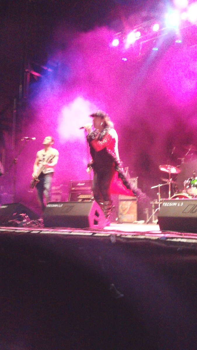 alexmayode0z's tweet photo. @MAGODEOZOFIC felicidades maestro  #TxusDifellatio https://t.co/BiMSNqXJV6