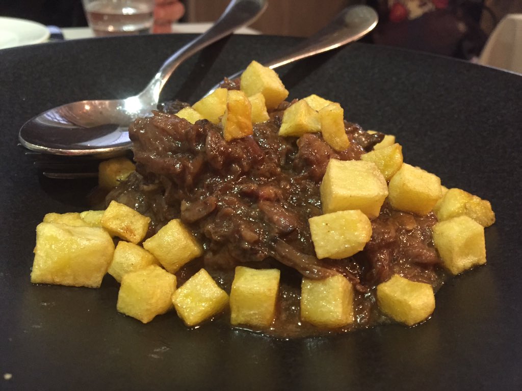 Gastroactivity's tweet photo. Hoy he comido muy bien en @VINATEROS28 en Moratalaz. Cocina de mercado cuidada y elaborada https://t.co/01TPxJtPXo