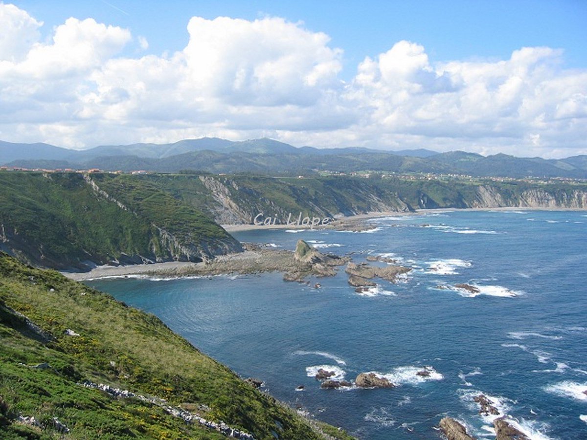 cai_llope's tweet photo. En Asturias  celebramos #30añosTurismoRural , en Cai Llope tenéis un ejemplo https://t.co/fAW2VRbPYz