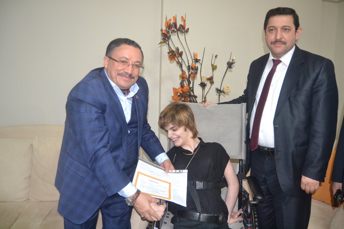 EVDE EĞİTİM ALAN ÖĞRENCİLERİMİZİN KARNE HEYECANINA ORTAK OLDUK
ilkadim.gov.tr/default_b0.asp…