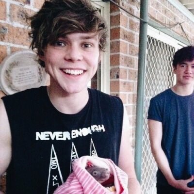 EliSolartonMH's tweet image. You may be wondering what kind of animal I'm holding. Good question.