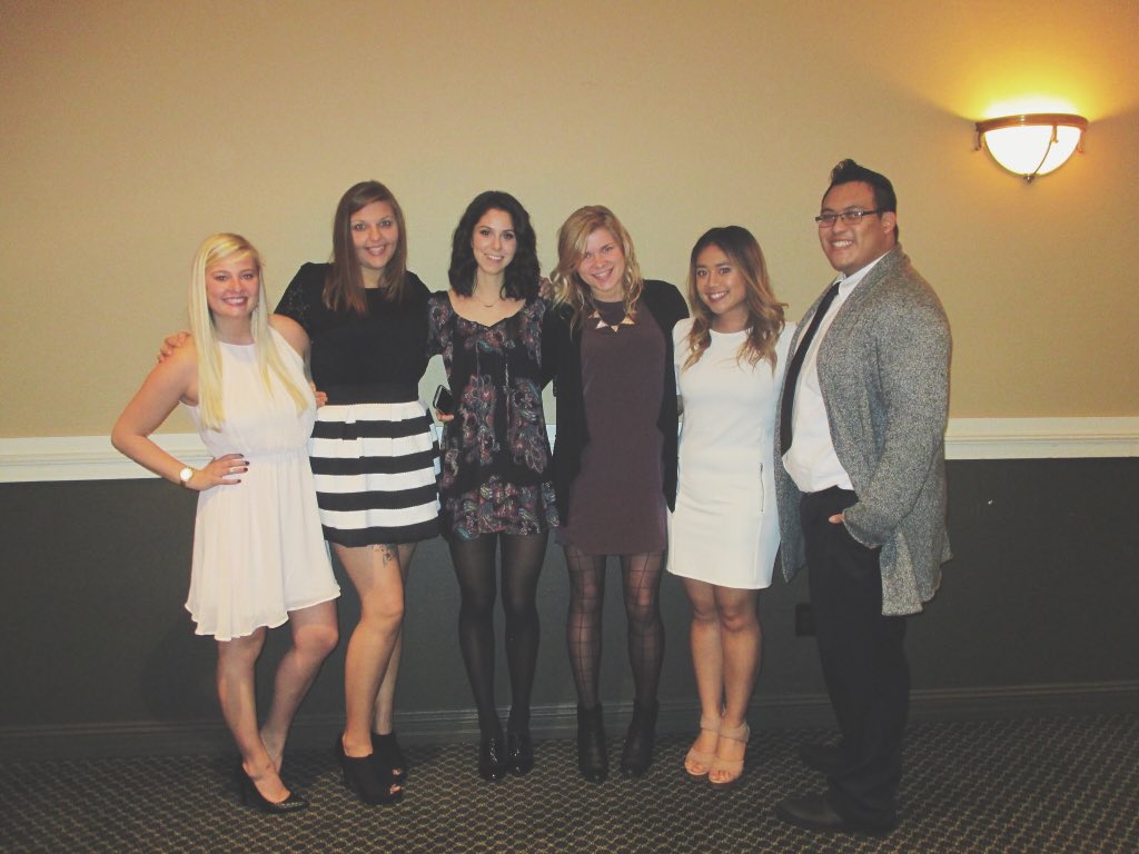 HuskyAMA's tweet photo. #ThrowbackThursday to the social media group at the 2015 Fall banquet. #huskyama https://t.co/VcD08i59nZ