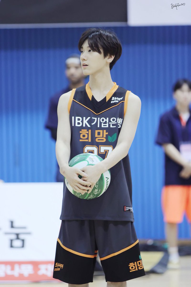 희망농구올스타 #텐 #Ten 우리치타폰오빠마니마니보고시퍼 ㅜㅜ 이제 날씨가 추우니까 다들 감기 조심하세여~ imglf2.nosdn.127.net/img/L0h5bHpUaD…