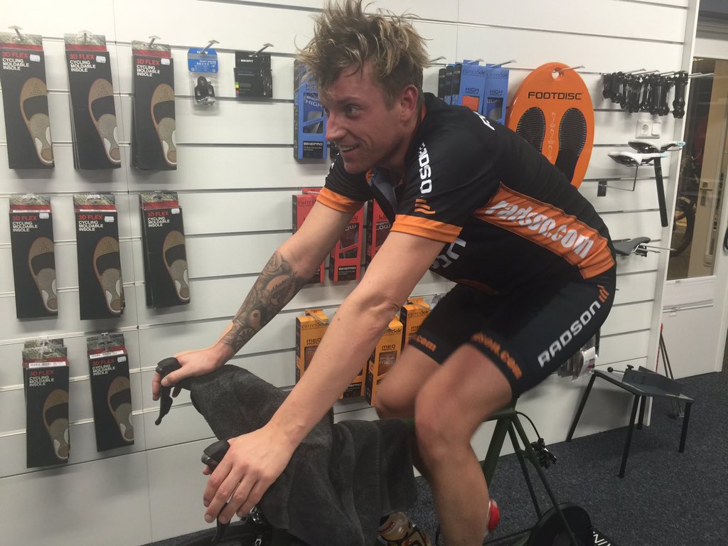 Gerben Kollen onderweg op de Aubisque... De 1e km's van 2016