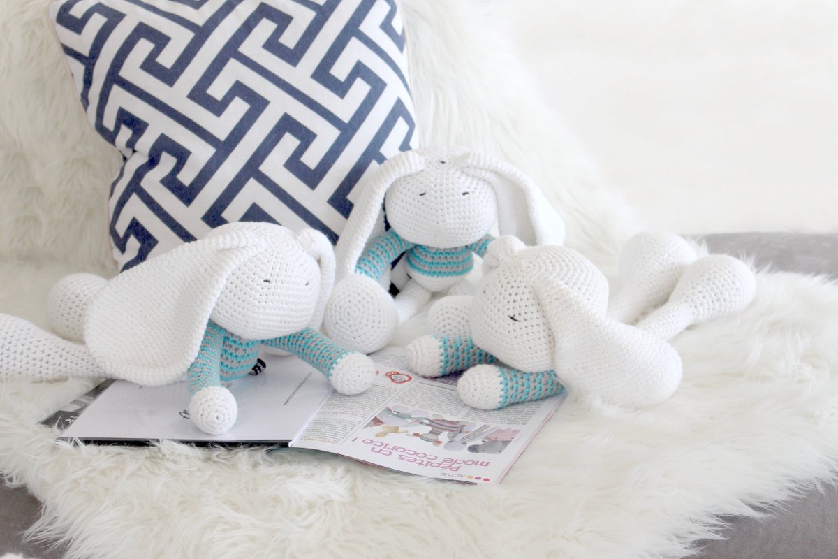 [ R A B B I D S ]
The Augustins discover their big head in the last @sobabymagazine ...  - hello-romeo.com