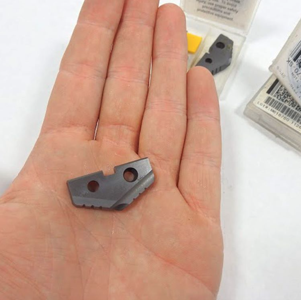 DanTools's tweet image. #AMEC Cobalt Spade Drill Blades #2 T-A 1.2570&quot; TiCN 152N-1.2570-SK Qty 2 🔩 #carbide #cobalt #drilling #tools