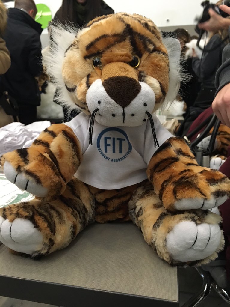 FITAmbassadors's tweet photo. Second day of orientation: Come build a Tiger in the Dubinsky Center lobby in between your academic sessions! https://t.co/1dFLpX4dD8
