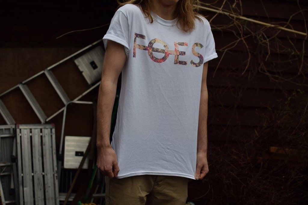 crkdnoise's tweet photo. These beautiful @f_o_e_s tees are on sale for £5.99, as well as other cool merch https://t.co/RUCSW4S3WO https://t.co/duZGB4C4G1