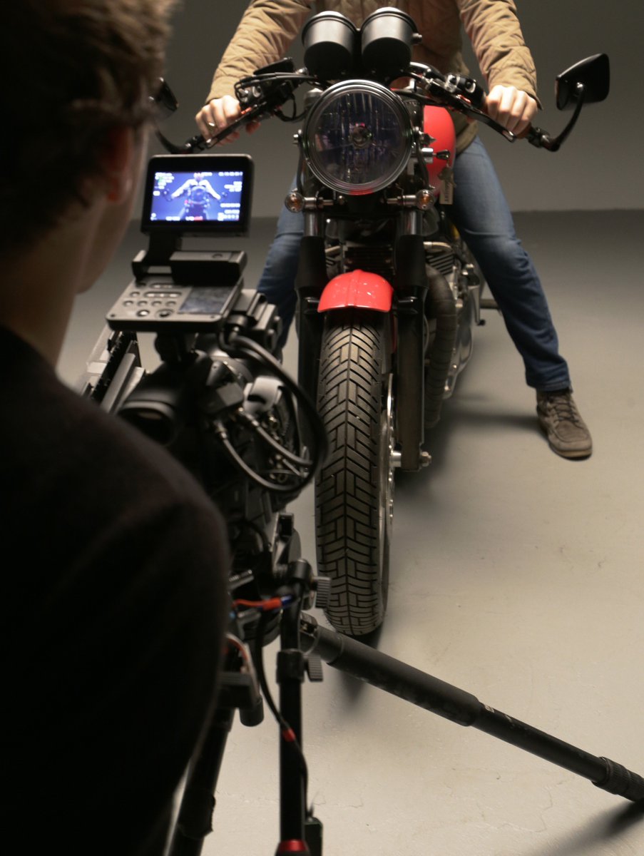 Studio_16_'s tweet image. Triumph through the lens of a Cannon C500 in studio16. The shoot continues!
#studio16 #bosoton #photo  #teamcanon