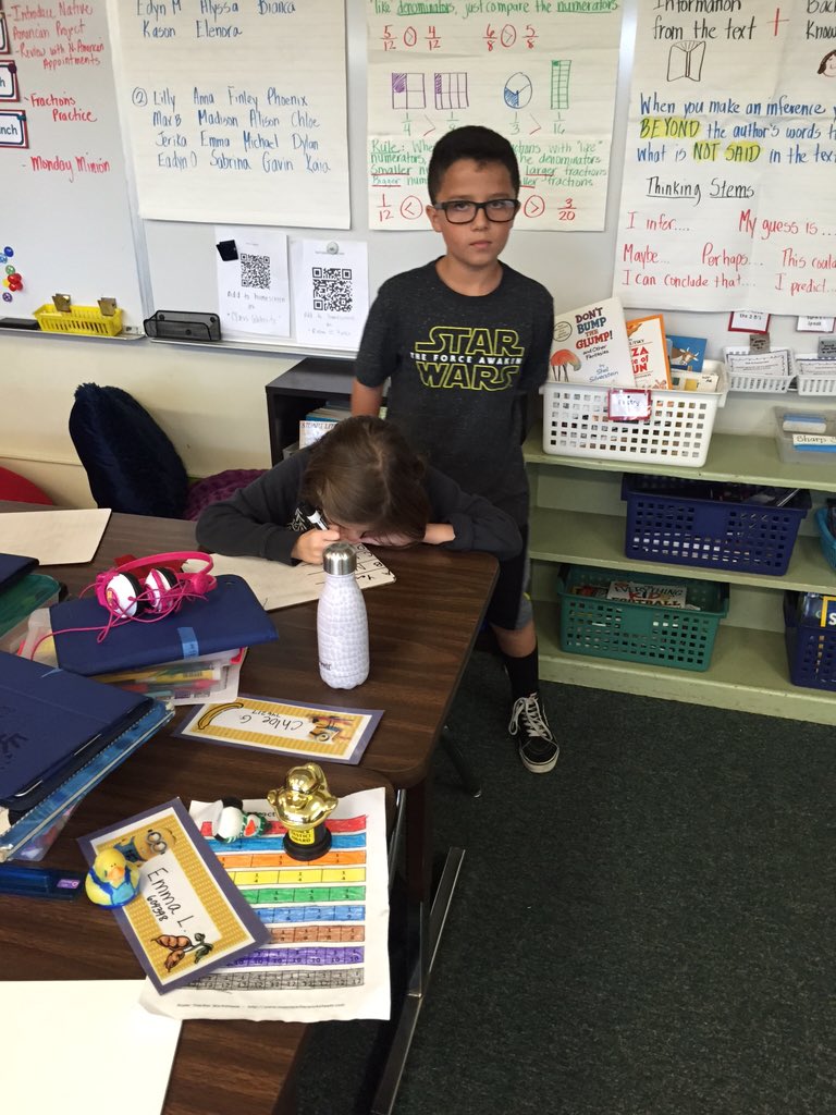 laralew19's tweet image. Reviewing fractions on number lines &quot;Scribe and Sage&quot; style! #cooperative learning #fsdmath