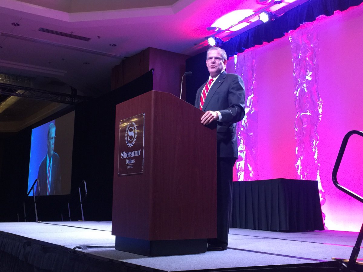 TexasWay's tweet image. .@ahahospitals CEO Rick Pollack addresses tx hospital leaders for federal perspective on critical health care issues