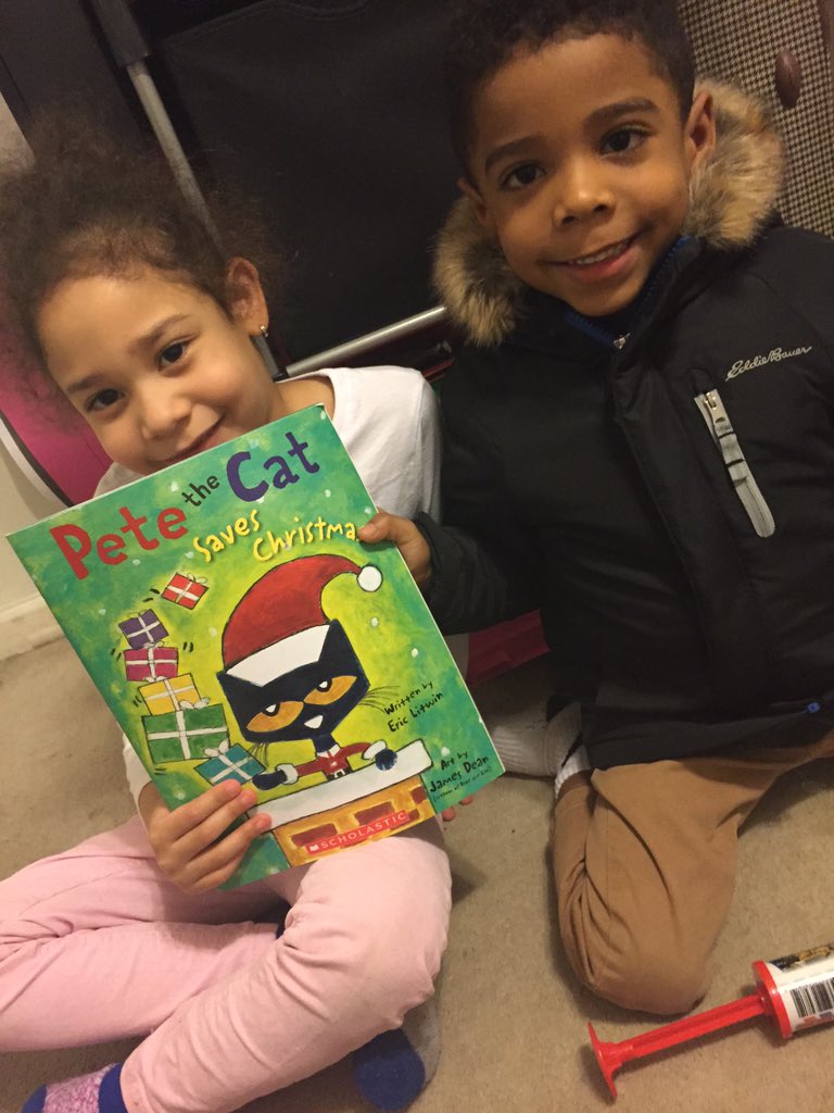 RhusmeryF's tweet photo. I know It's not Christmas anymore, but they wanted me to read "Pete the Cat Saves Christmas" for them! 🐱📚 #rd3600 https://t.co/jAFxxjDxEE