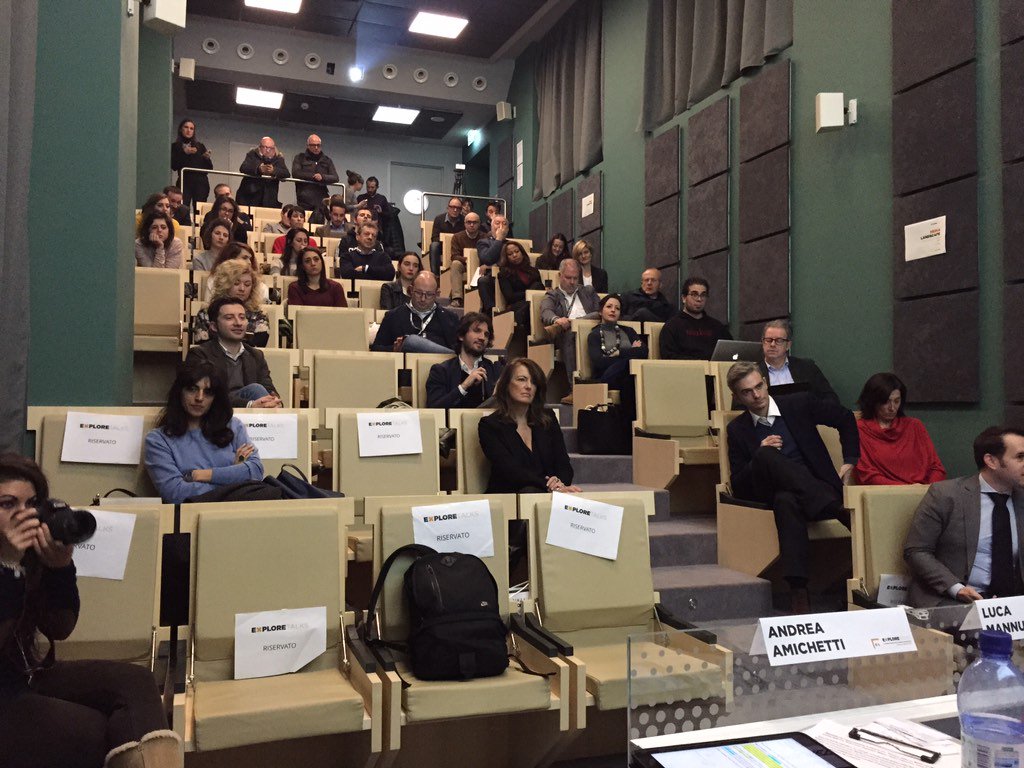 CoppaLandini's tweet photo. #XTmedia: domande dalla platea #ExploreTalks https://t.co/GsMZMUqn9M