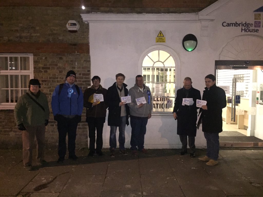 Great team out tonight in Faraday #byelection supporting excellent local candidate <a href="/dcf71dave/">David Furze</a>. #BackZac2016