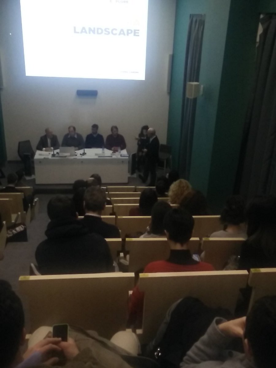 CoppaLandini's tweet photo. Anche il digitale permette di creare spazi diversi per raccontare i brand #XTmedia https://t.co/nxTljUMqmc