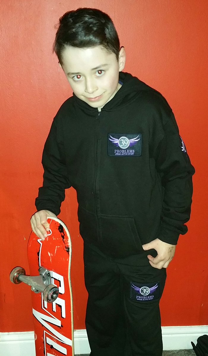 39_problems's tweet image. Samples have arrived ... #39problems fashion for the youth of today @ProStar1Fitness @TeamBWE #fashion #urban #kids