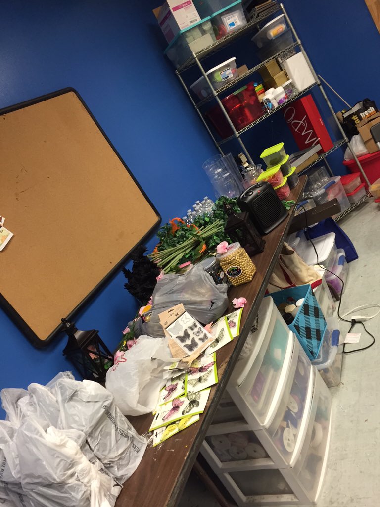 Queenofevent1's tweet image. Event prep #professionaleventplanner #ilovewhatido #creatorseventplanner #thelab