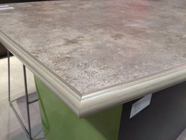 IdealEdge™ offers decorative edges that bring a fresh look to laminate countertops. #KBIS2016 #Formica
