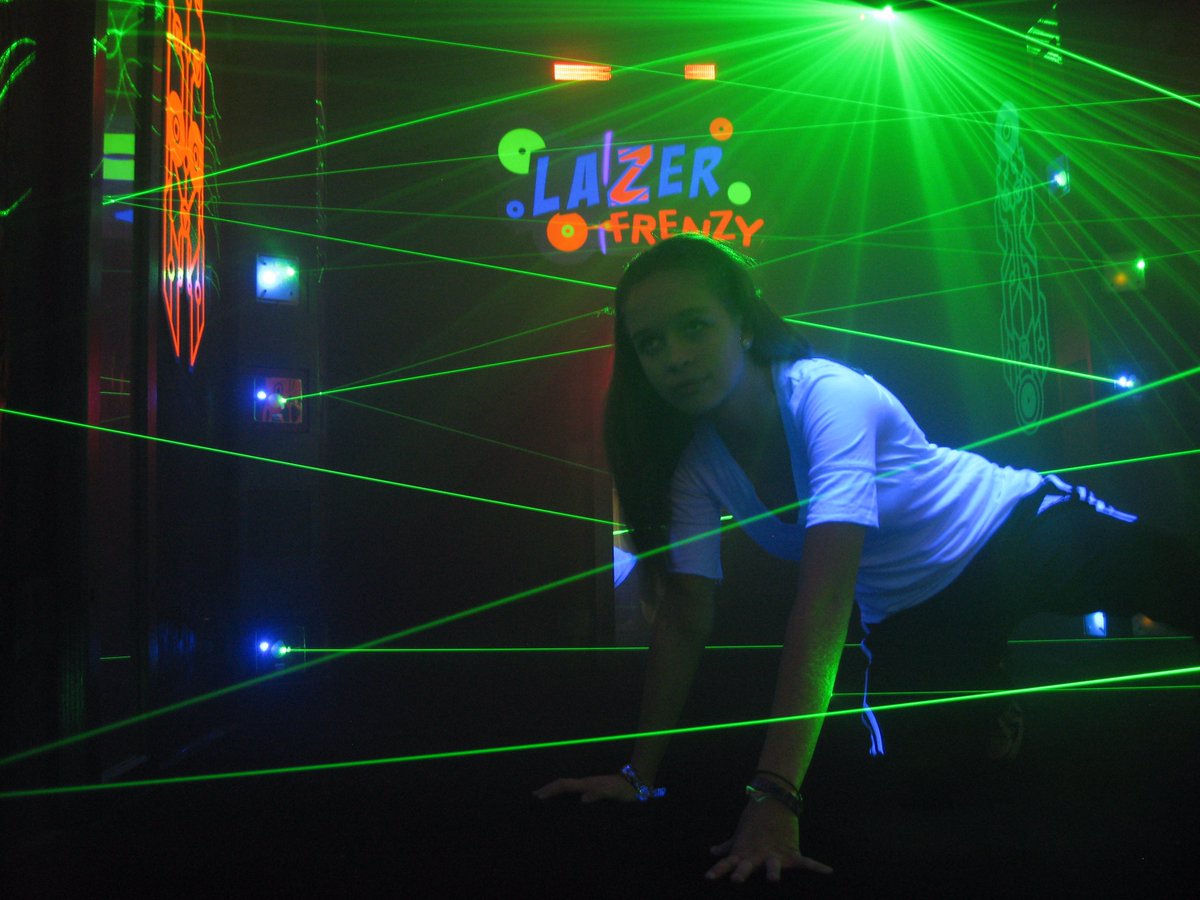 #ThrowbackThursday to when <a href="/funwayfun/">Funway</a> had #laserfrenzy in the #arcade!