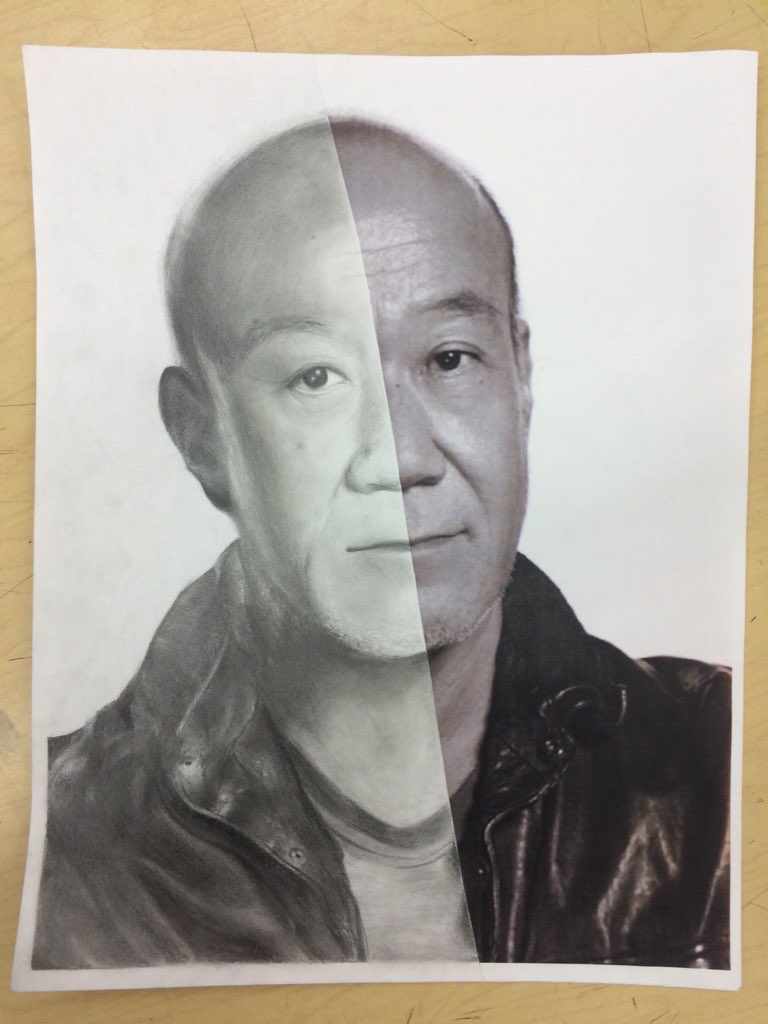 Mrs_Chae_Art's tweet photo. Blown away by the talent of a grade 8 student @CamillaRoad #perfect #middleschoolart #ArtClassroom #halfportrait https://t.co/ctdg8L9W6l